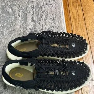 Keen | Shoes | Gently Used Mens Keen Black Sandals With  display picture 3